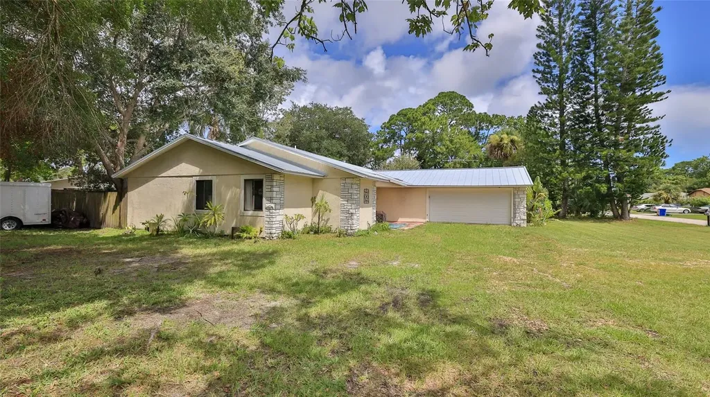 2766 Date Palm Drive Edgewater FL 32141
