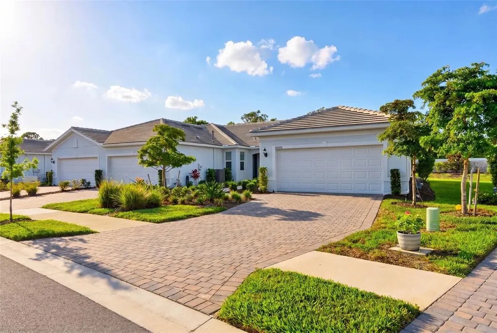 25049 Pearl Lake Circle Englewood FL 34223