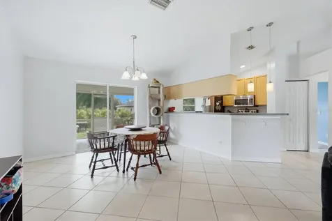 3265 Quarter Street North Port FL 34288