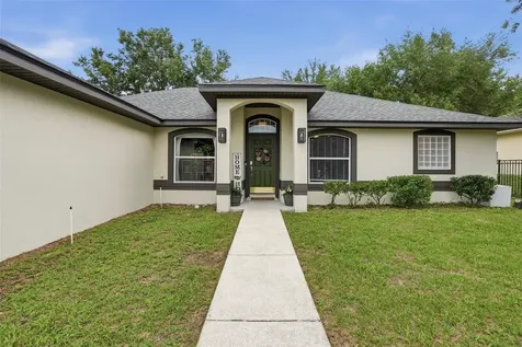 1917 Southern Oak Loop Minneola FL 34715
