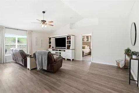1917 Southern Oak Loop Minneola FL 34715