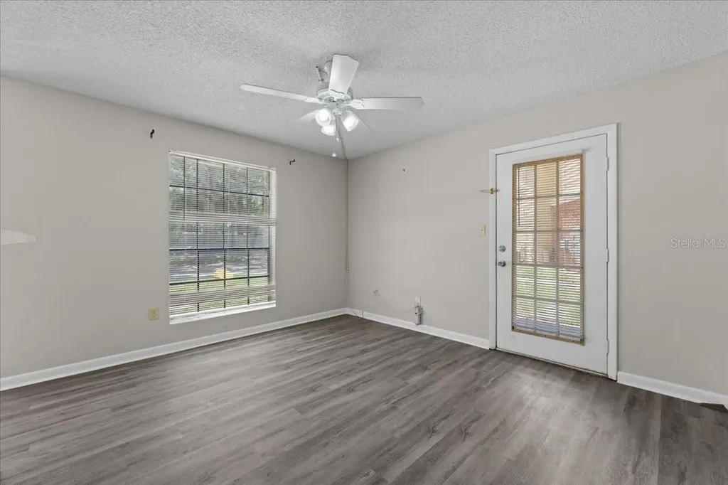 8641 Fancy Finch Drive Tampa FL 33614
