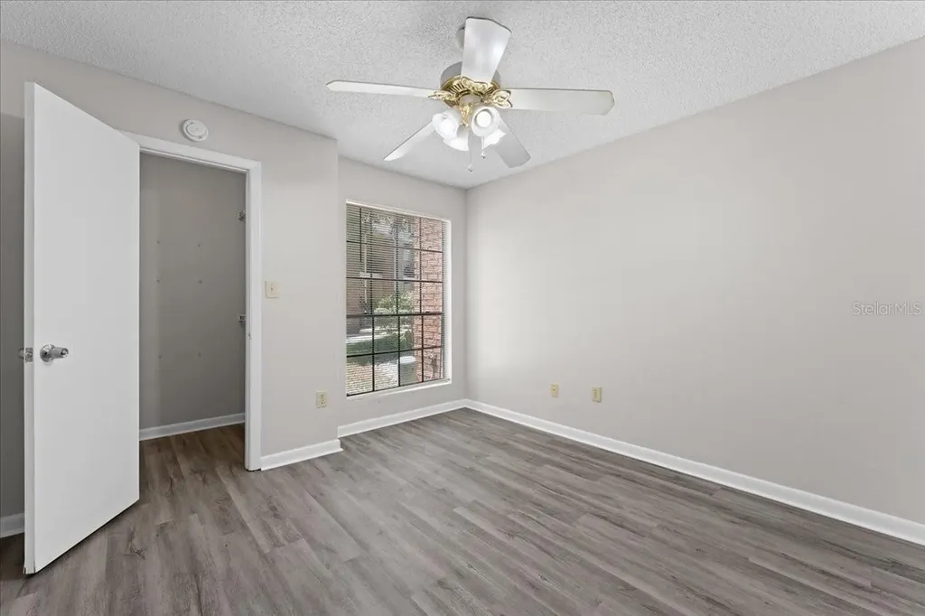 8641 Fancy Finch Drive Tampa FL 33614