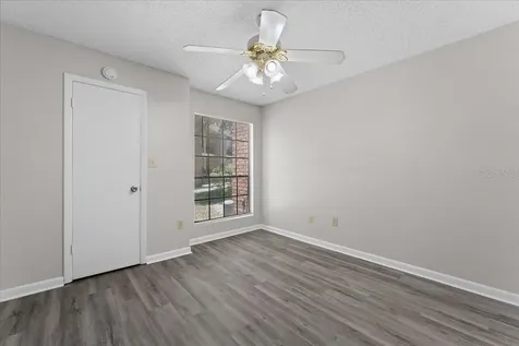 8641 Fancy Finch Drive Tampa FL 33614