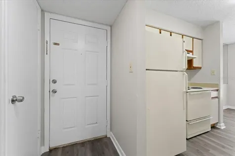 8641 Fancy Finch Drive Tampa FL 33614