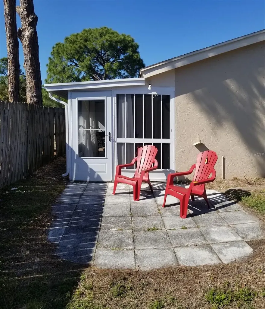 2772 Woodgate Lane Sarasota FL 34231