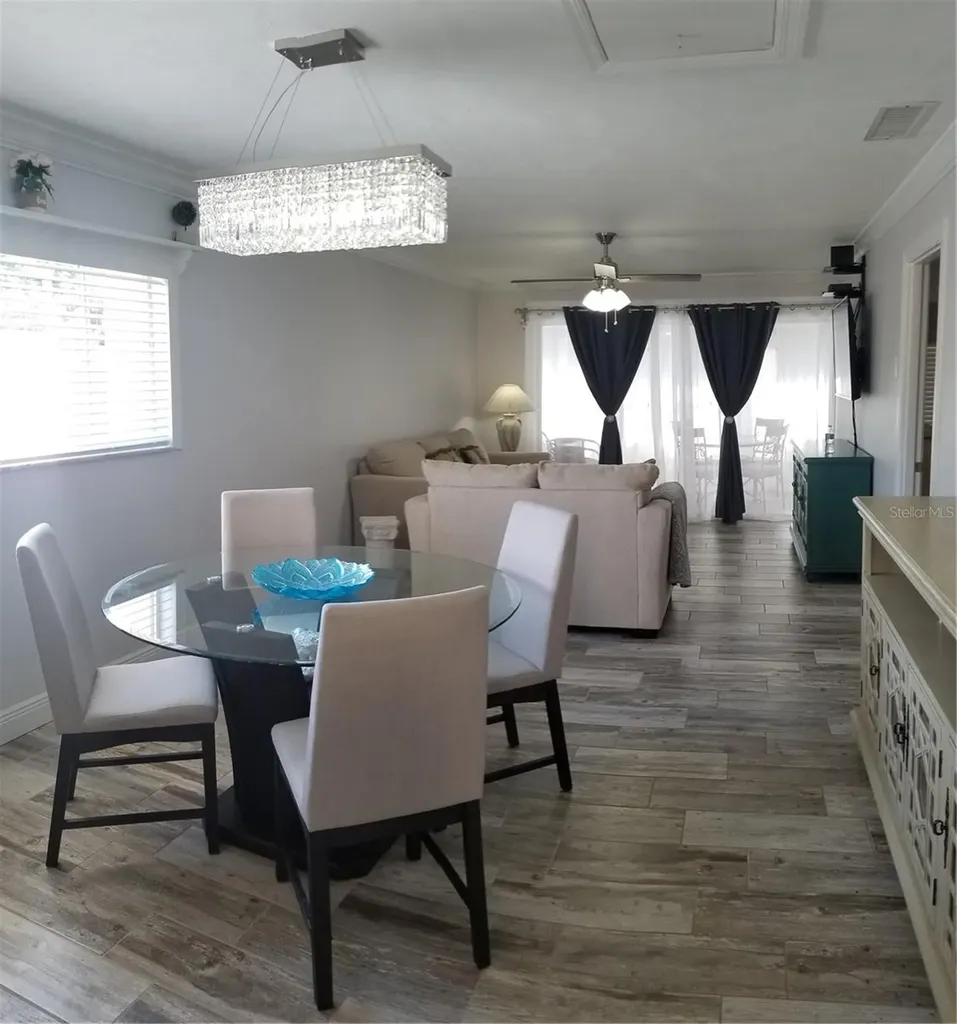 2772 Woodgate Lane Sarasota FL 34231