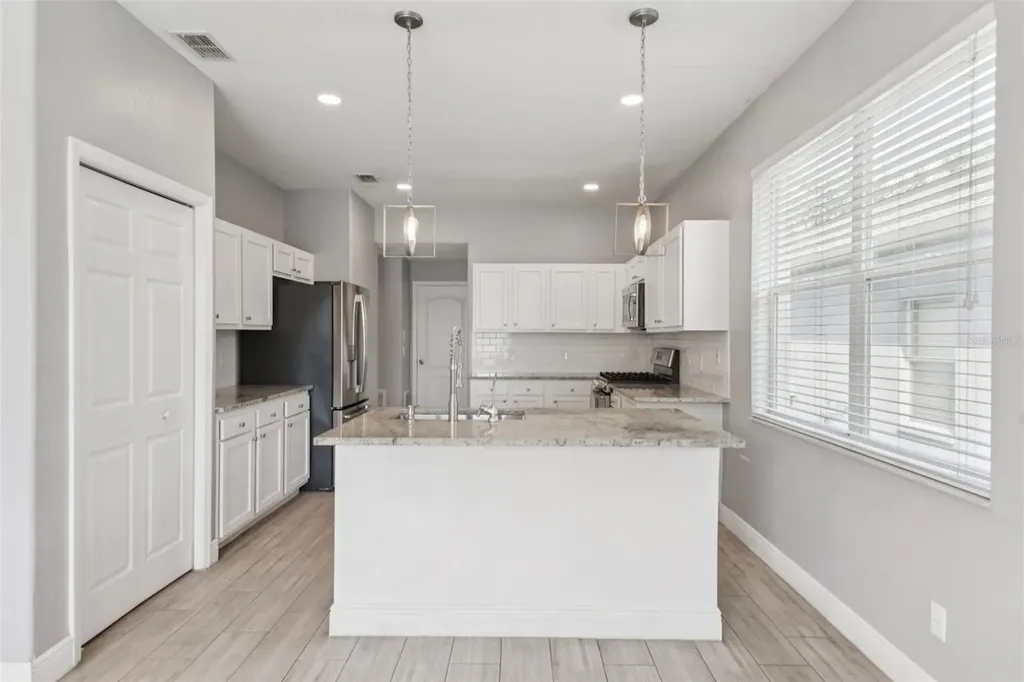 20721 Whitewood Way Tampa FL 33647