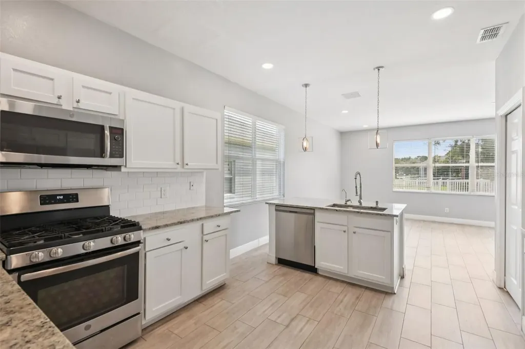 20721 Whitewood Way Tampa FL 33647