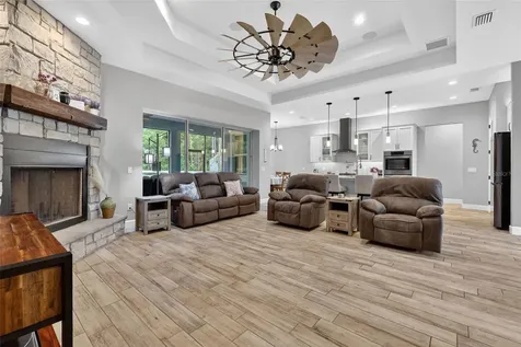 2075 County Road 243f Wildwood FL 34785