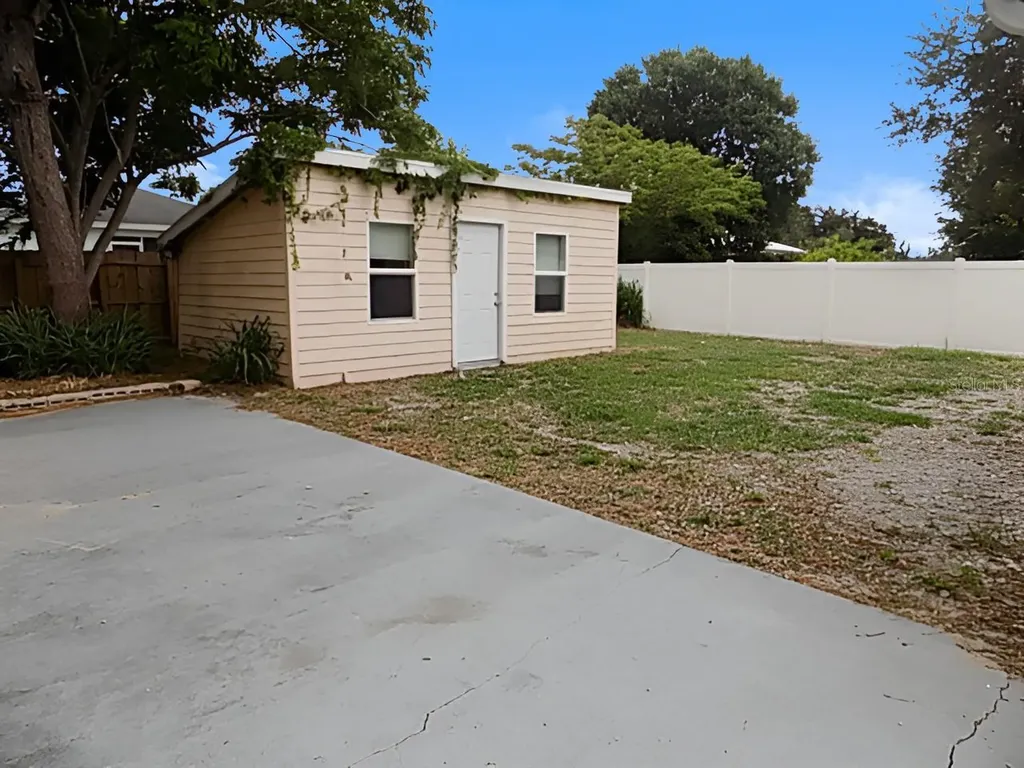 4610 Sloan Avenue Sarasota FL 34233