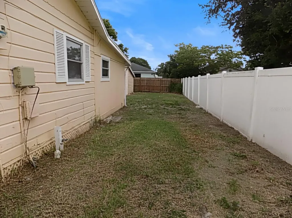 4610 Sloan Avenue Sarasota FL 34233