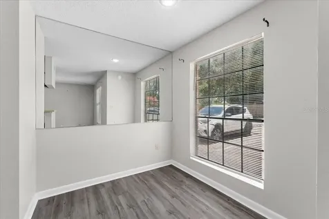 8641 Fancy Finch Drive Tampa FL 33614