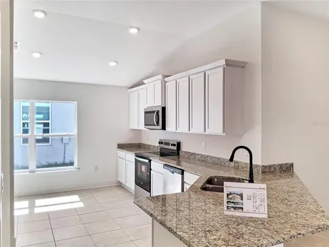 267 Verny Grove Lane Leesburg FL 34748