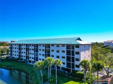 5408 Eagles Point Circle Sarasota FL 34231