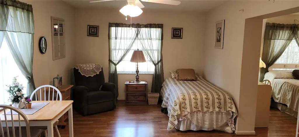 4212 Neff Lake Road Brooksville FL 34601