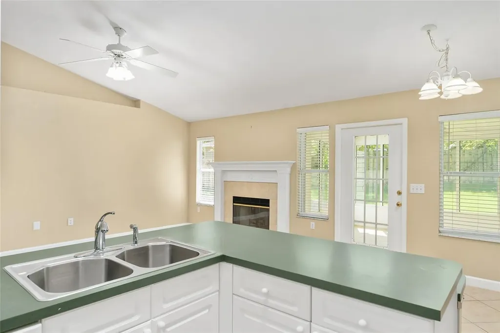 9009 NW 15th Lane Gainesville FL 32606
