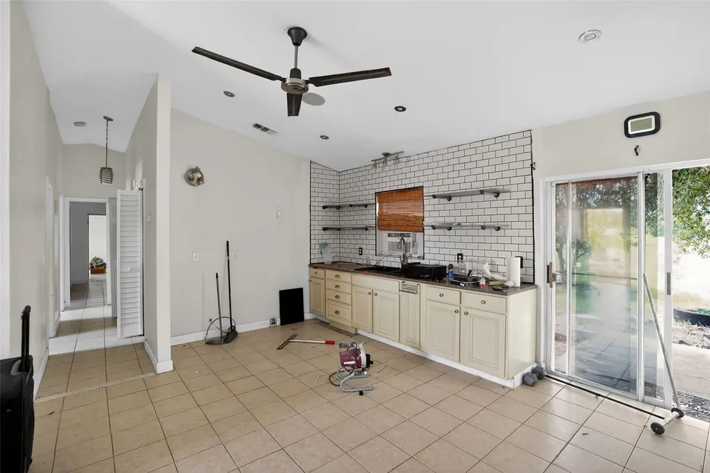 2760 39th Avenue NE Naples FL 34120