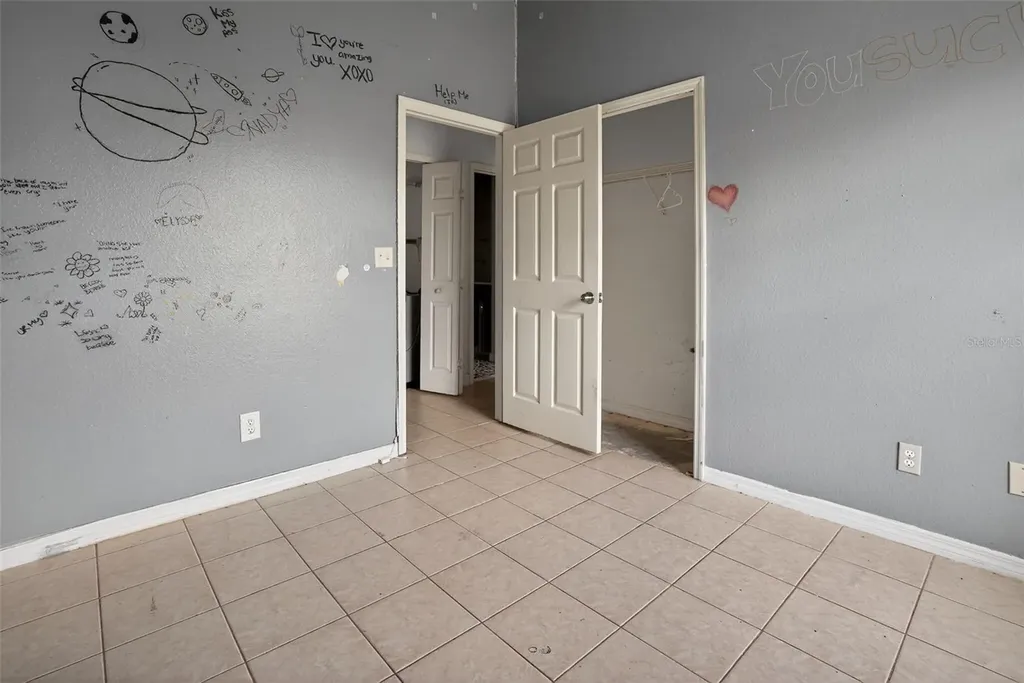 2760 39th Avenue NE Naples FL 34120