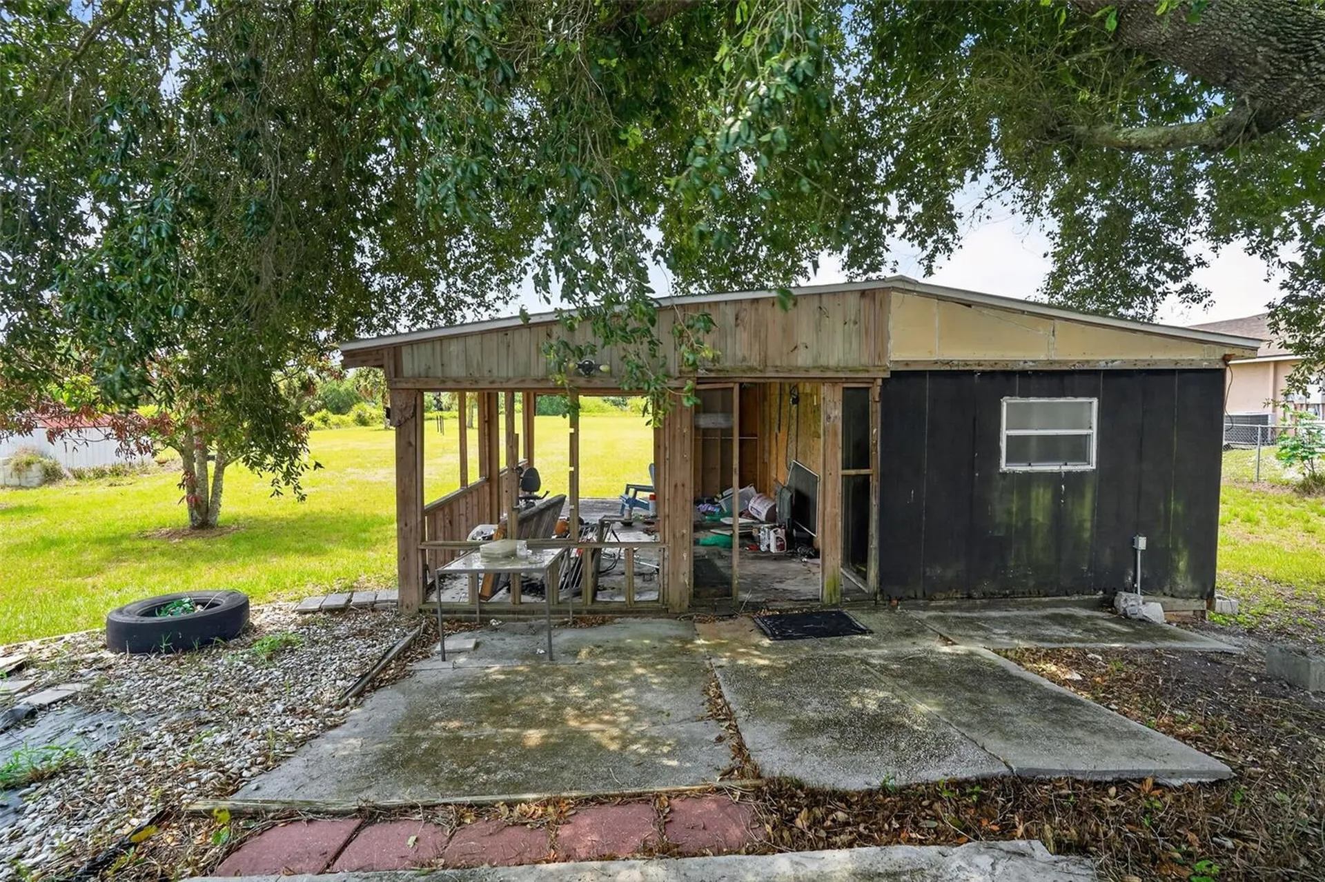 2760 39th Avenue NE Naples FL 34120