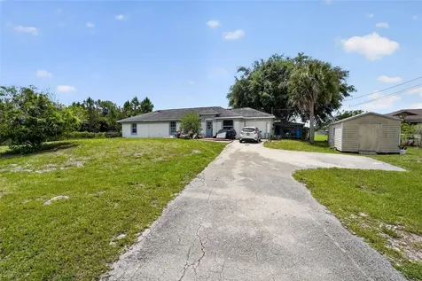2760 39th Avenue NE Naples FL 34120