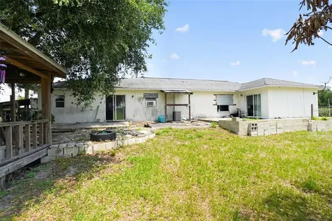 2760 39th Avenue NE Naples FL 34120