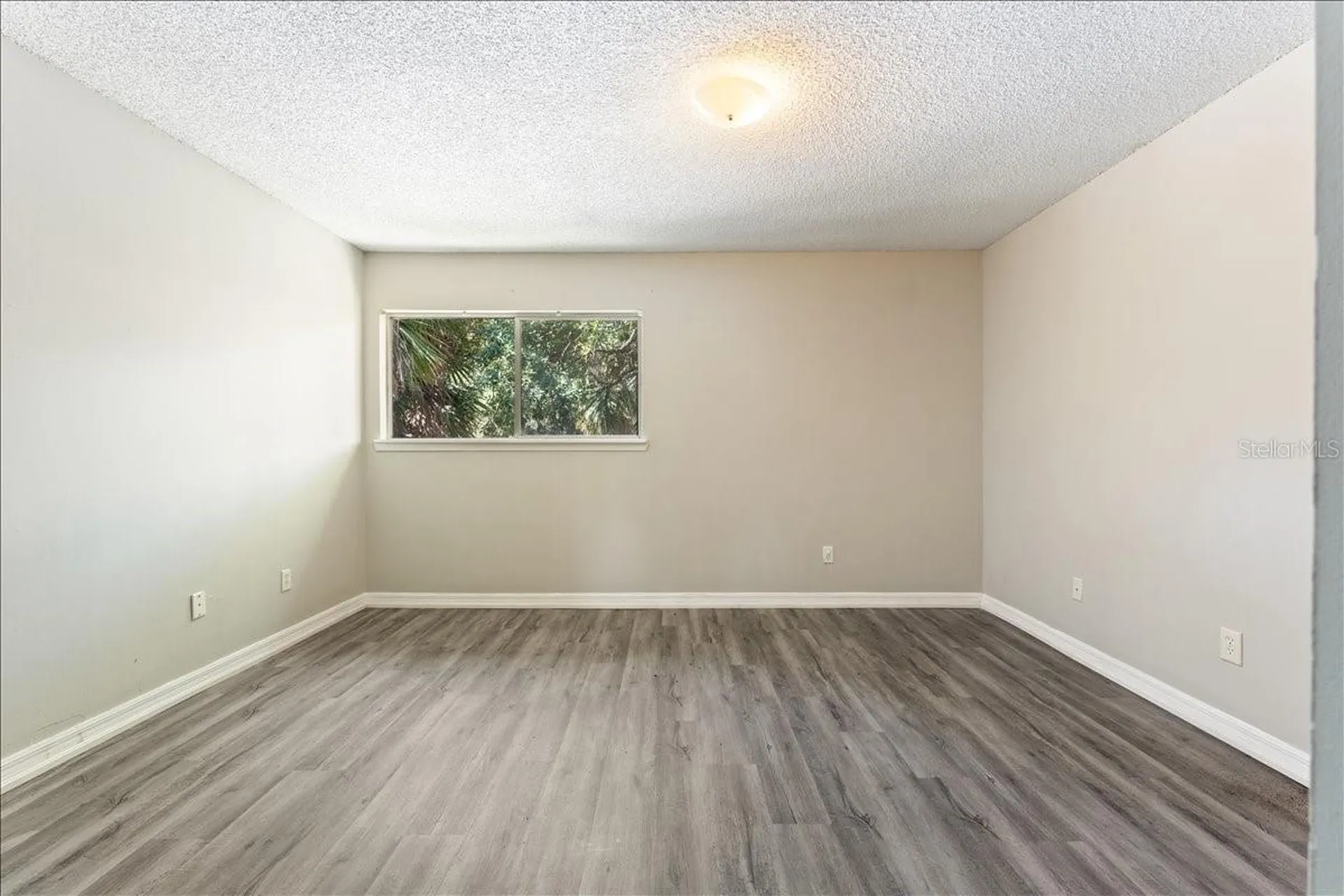 6345 Newtown Circle Tampa FL 33615