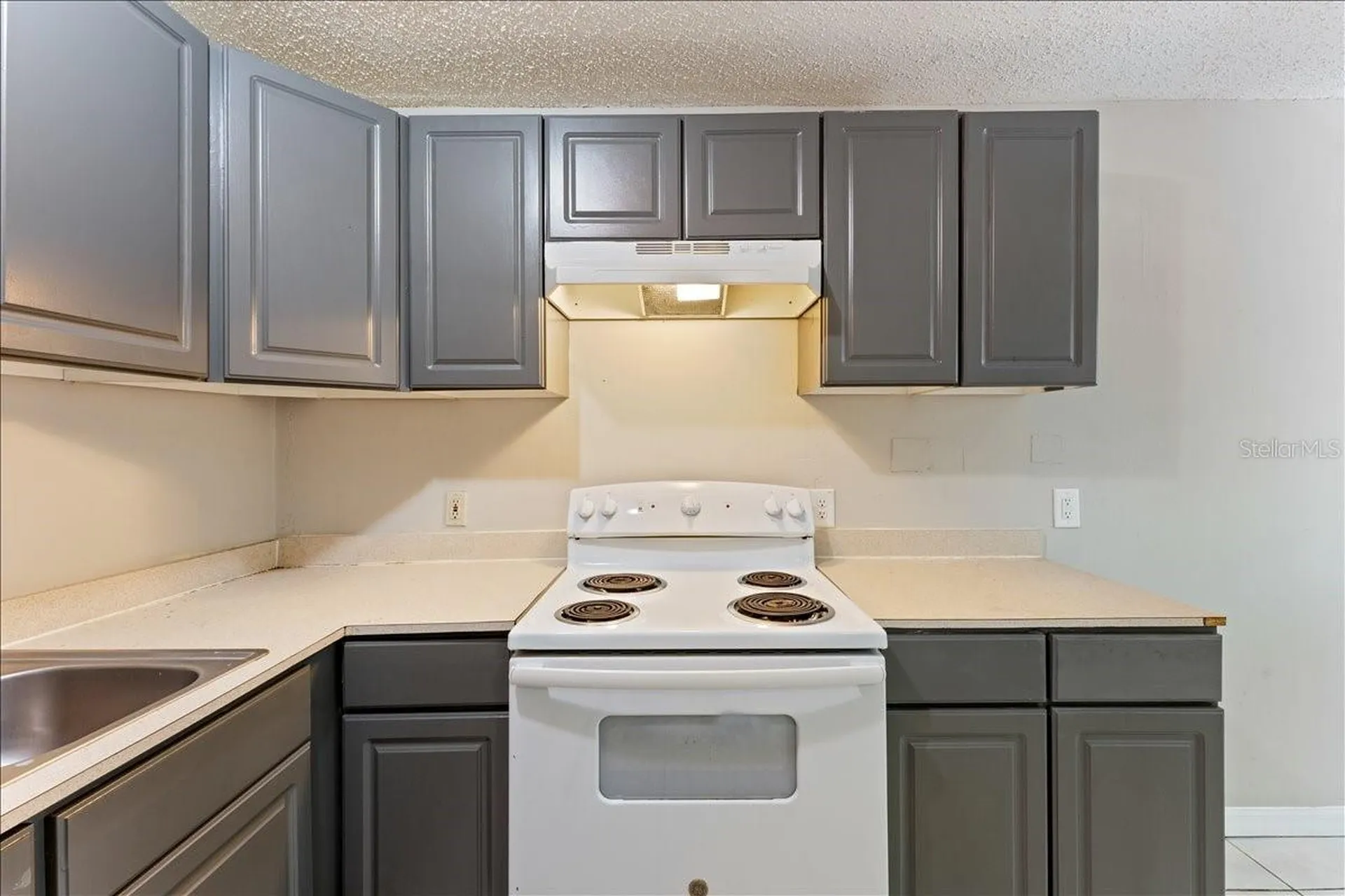 6345 Newtown Circle Tampa FL 33615