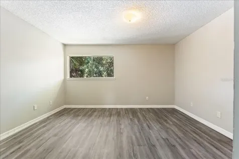 6345 Newtown Circle Tampa FL 33615