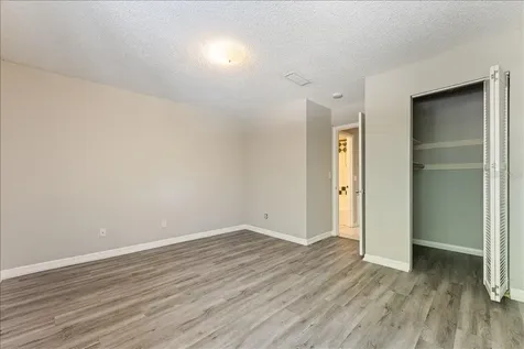 6345 Newtown Circle Tampa FL 33615