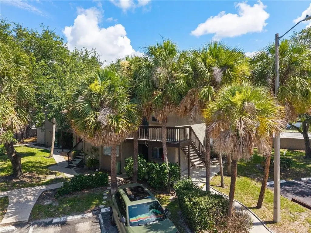 6345 Newtown Circle Tampa FL 33615