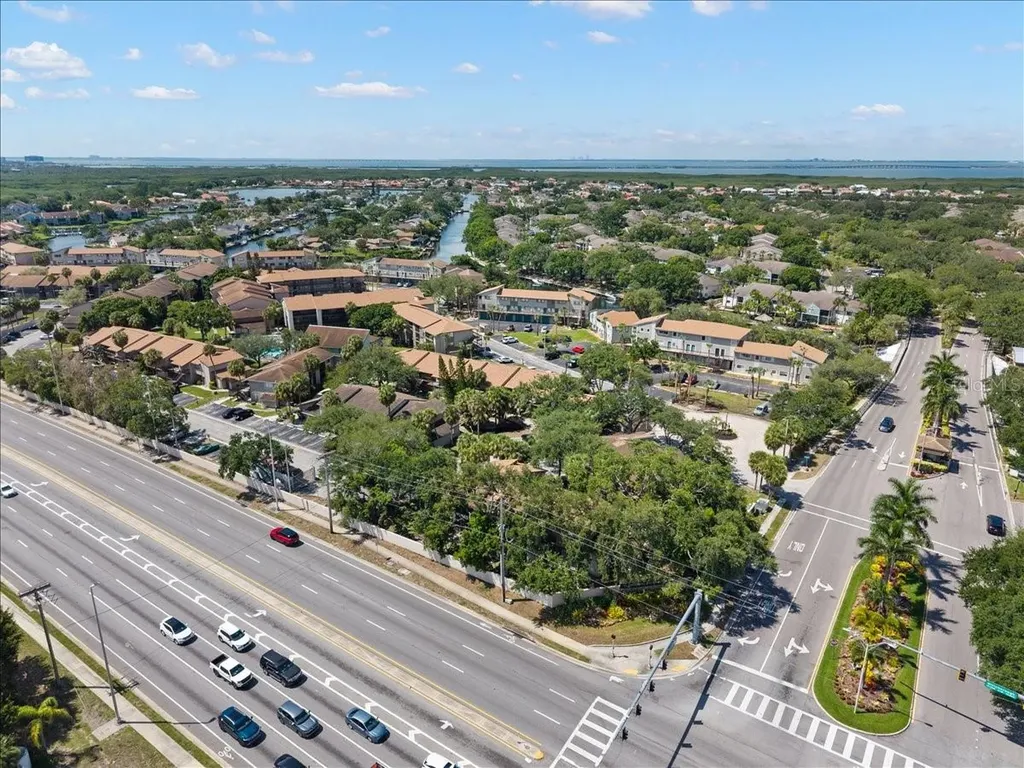 6345 Newtown Circle Tampa FL 33615