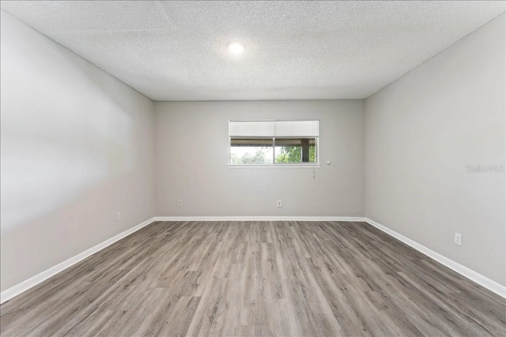 6345 Newtown Circle Tampa FL 33615