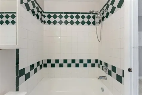 6345 Newtown Circle Tampa FL 33615