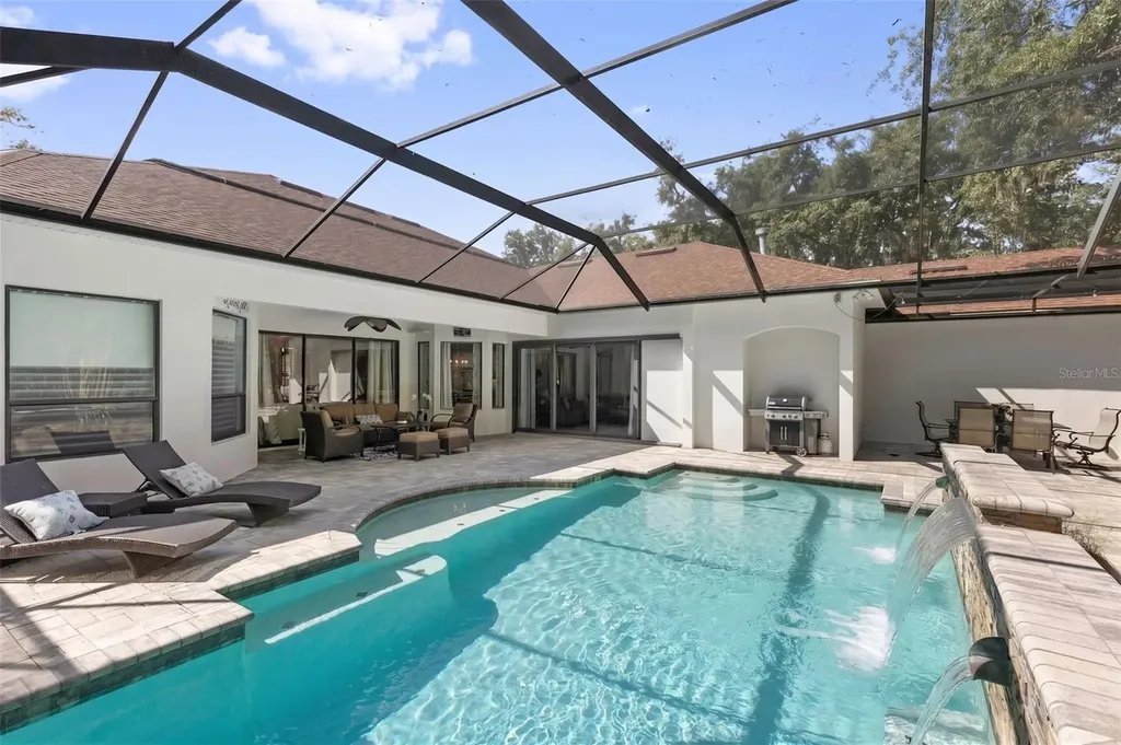 5717 Ternwater Place Lithia FL 33547
