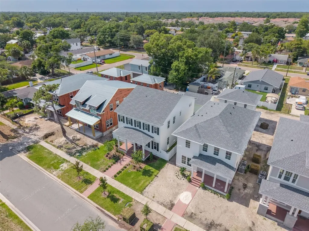 465 47th Avenue N St Petersburg FL 33703