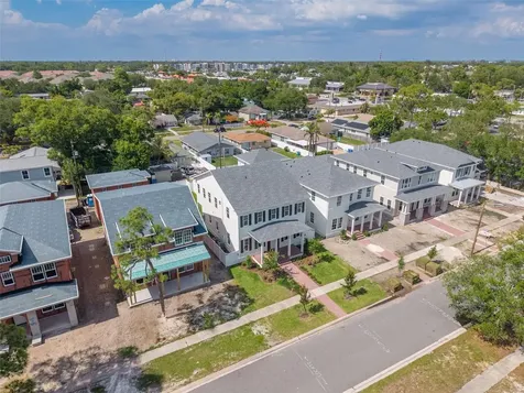 465 47th Avenue N St Petersburg FL 33703