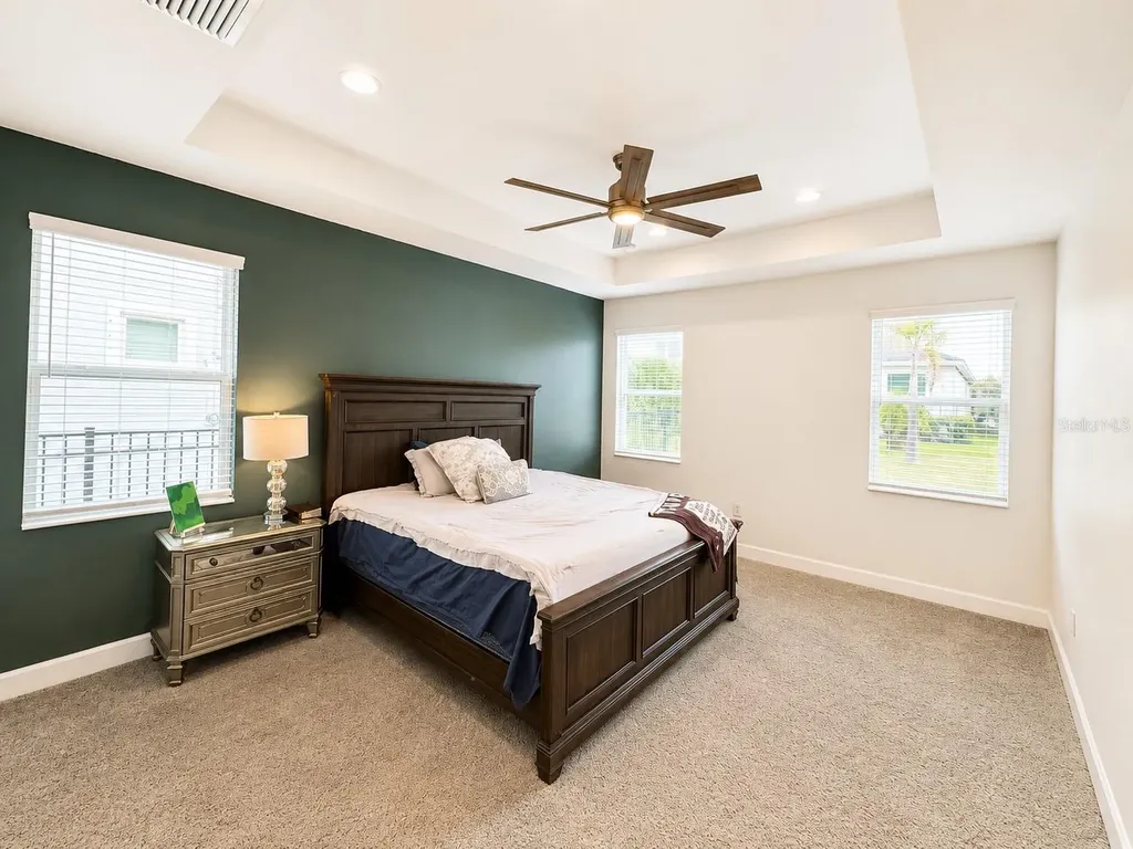 6118 Voyagers Place Apollo Beach FL 33572