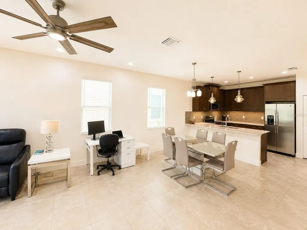 6118 Voyagers Place Apollo Beach FL 33572