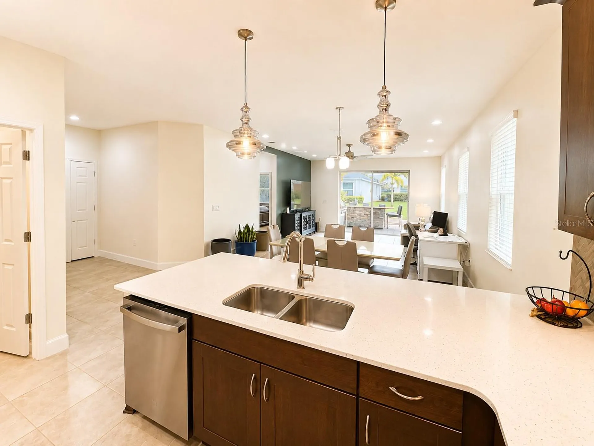 6118 Voyagers Place Apollo Beach FL 33572