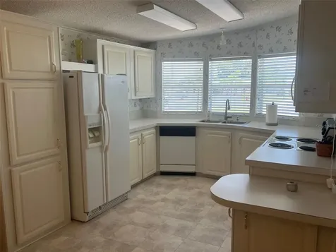 12 Thatch Palm Street W Largo FL 33770