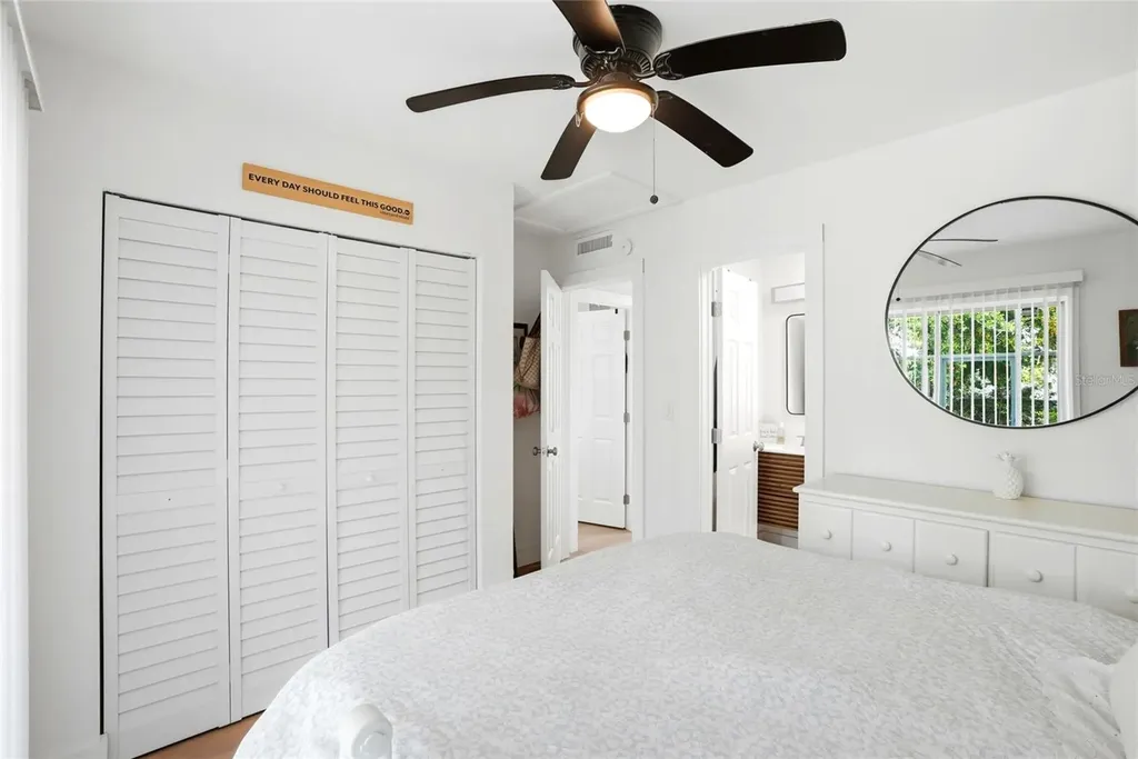 4027 Huntington Street NE St Petersburg FL 33703