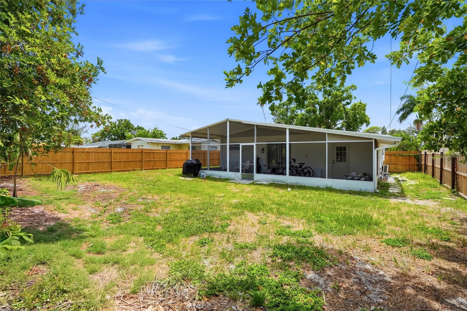 4027 Huntington Street NE St Petersburg FL 33703