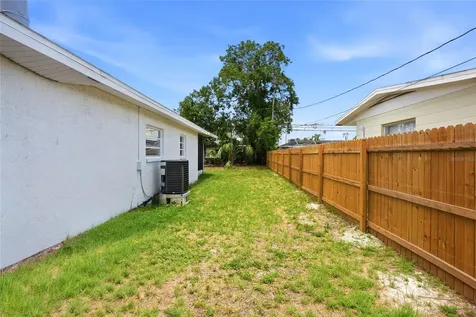 4027 Huntington Street NE St Petersburg FL 33703