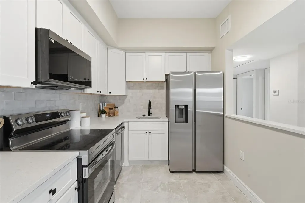 2139 W Gore Street Orlando FL 32805