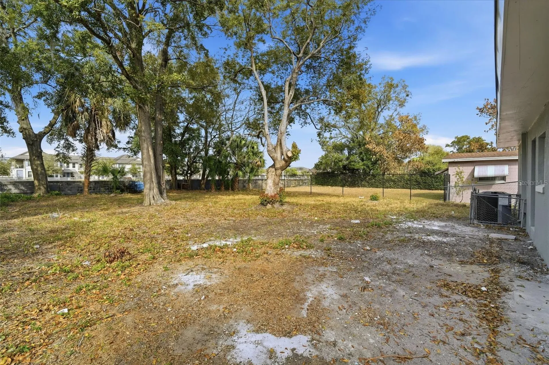 2139 W Gore Street Orlando FL 32805