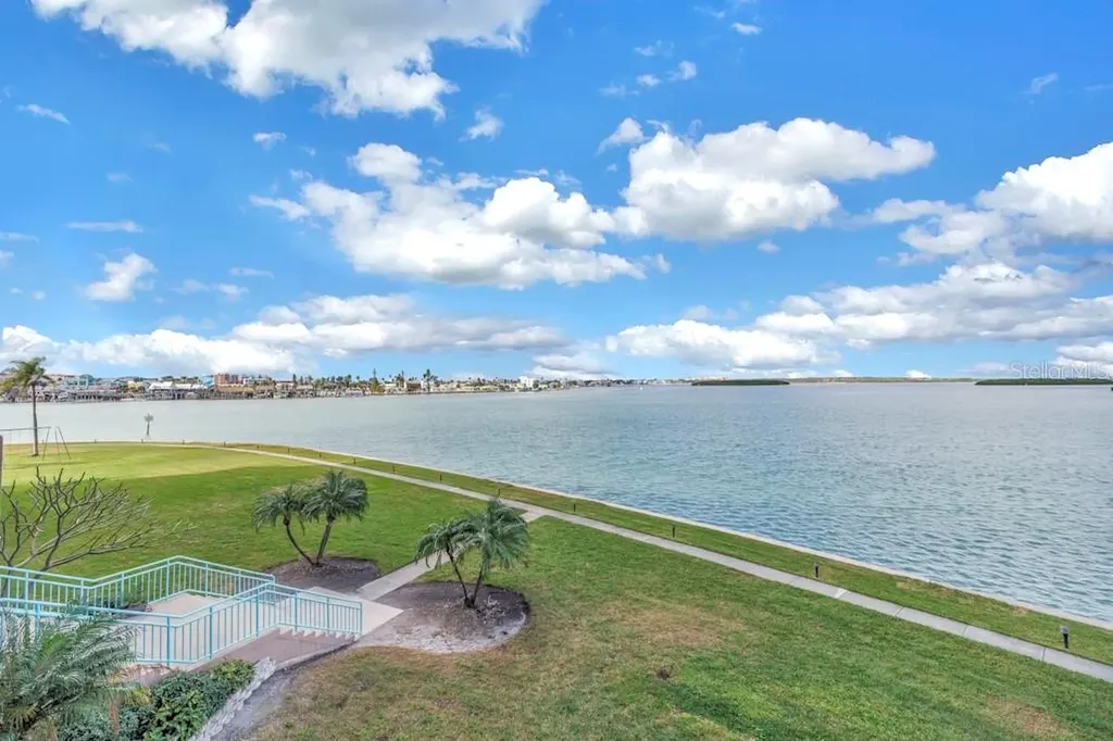 1 Key Capri Treasure Island FL 33706