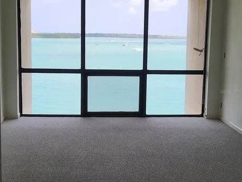 1 Key Capri Treasure Island FL 33706