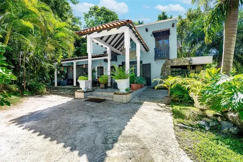 Sr 310 Km 0.8 Las Quebradas, Hacienda Tres Casitas Cabo Rojo PR 00623