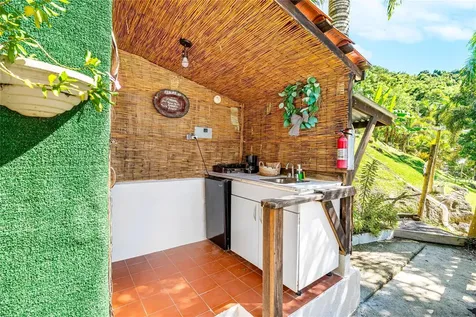 Sr 310 Km 0.8 Las Quebradas, Hacienda Tres Casitas Cabo Rojo PR 00623